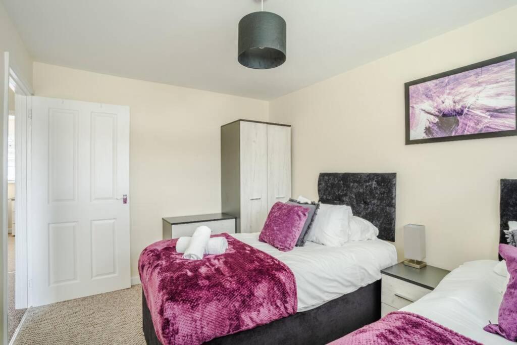 Off Road Parking, Smart Tv In Each Room! Swansea Zewnętrze zdjęcie